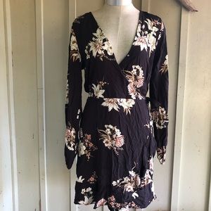 New small floral brown wrap dress xhilaration